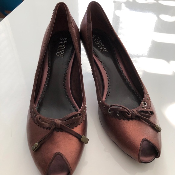 Vintage Leather Heels - Picture 1 of 4